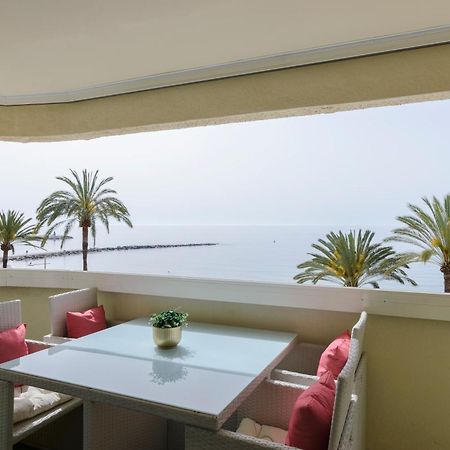 Sea Front Apartment In Marbella Center Bagian luar foto
