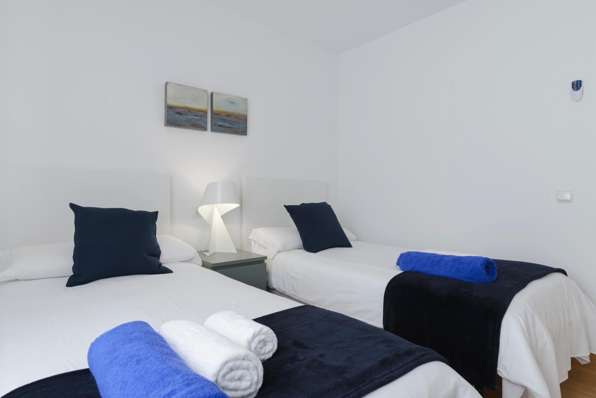 Sea Front Apartment In Marbella Center Bagian luar foto